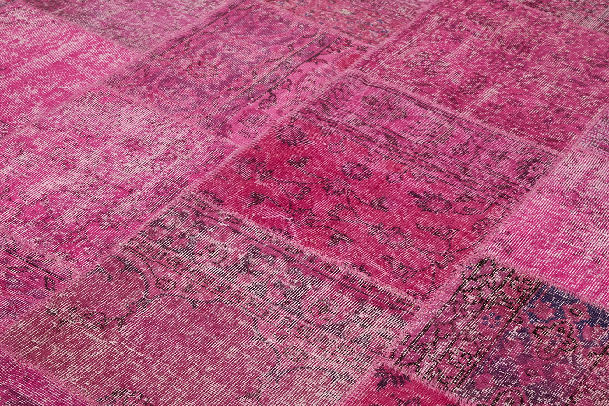 8 x 10 Pink Patchwork Rug - 6917