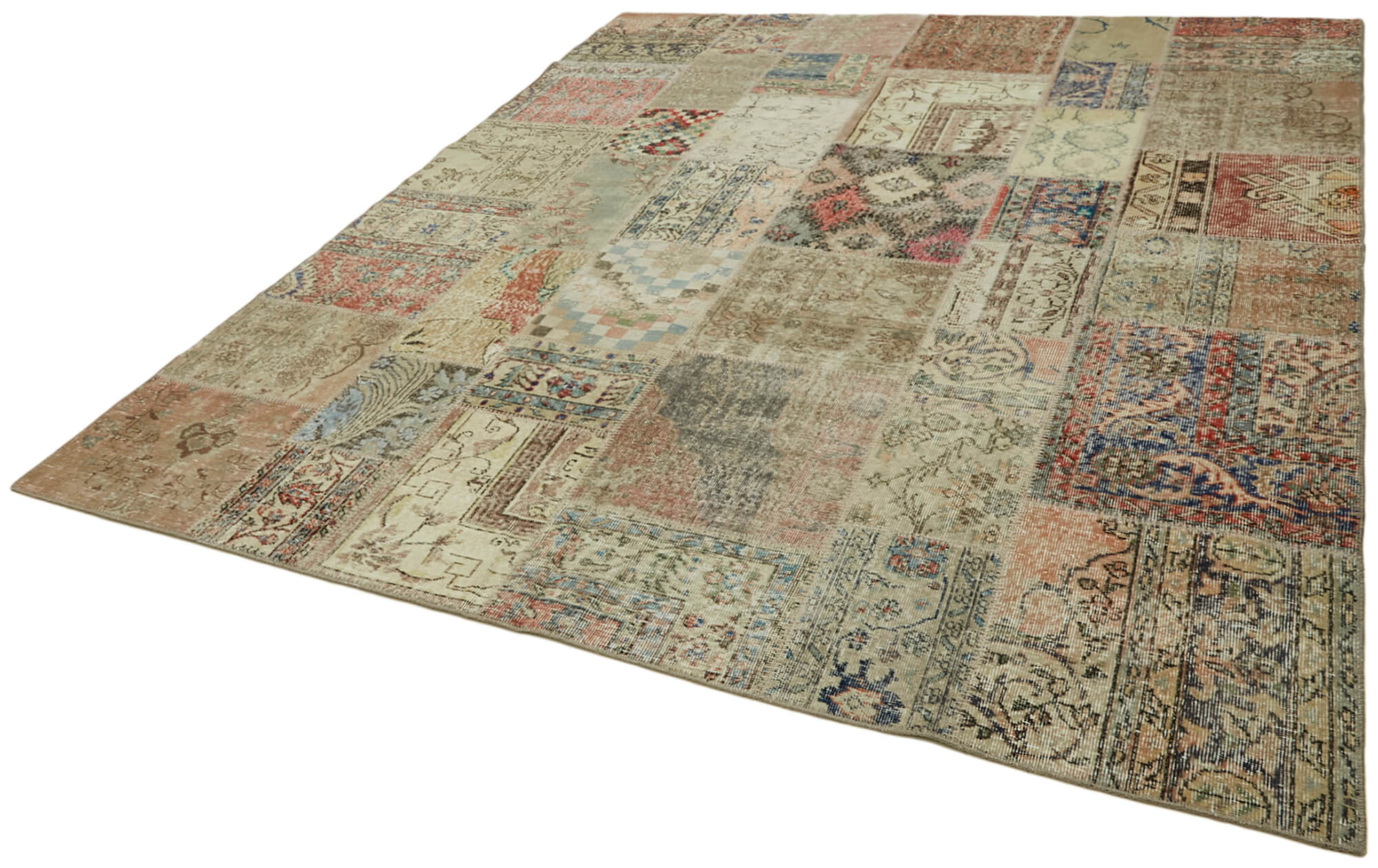 8 x 10 Beige Patchwork Rug - 6930