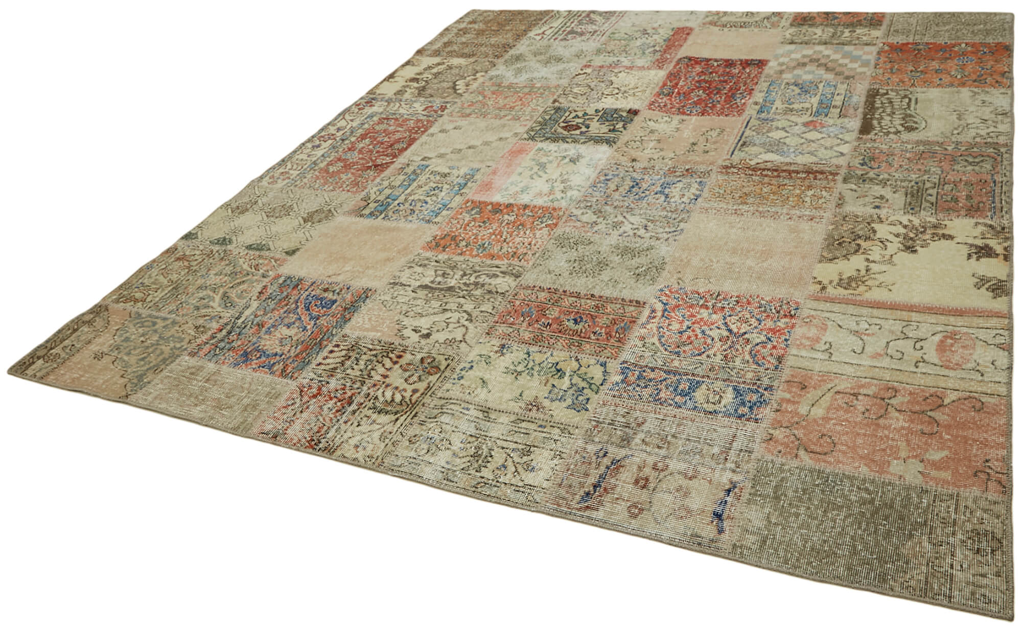 8 x 10 Beige Patchwork Rug - 6932