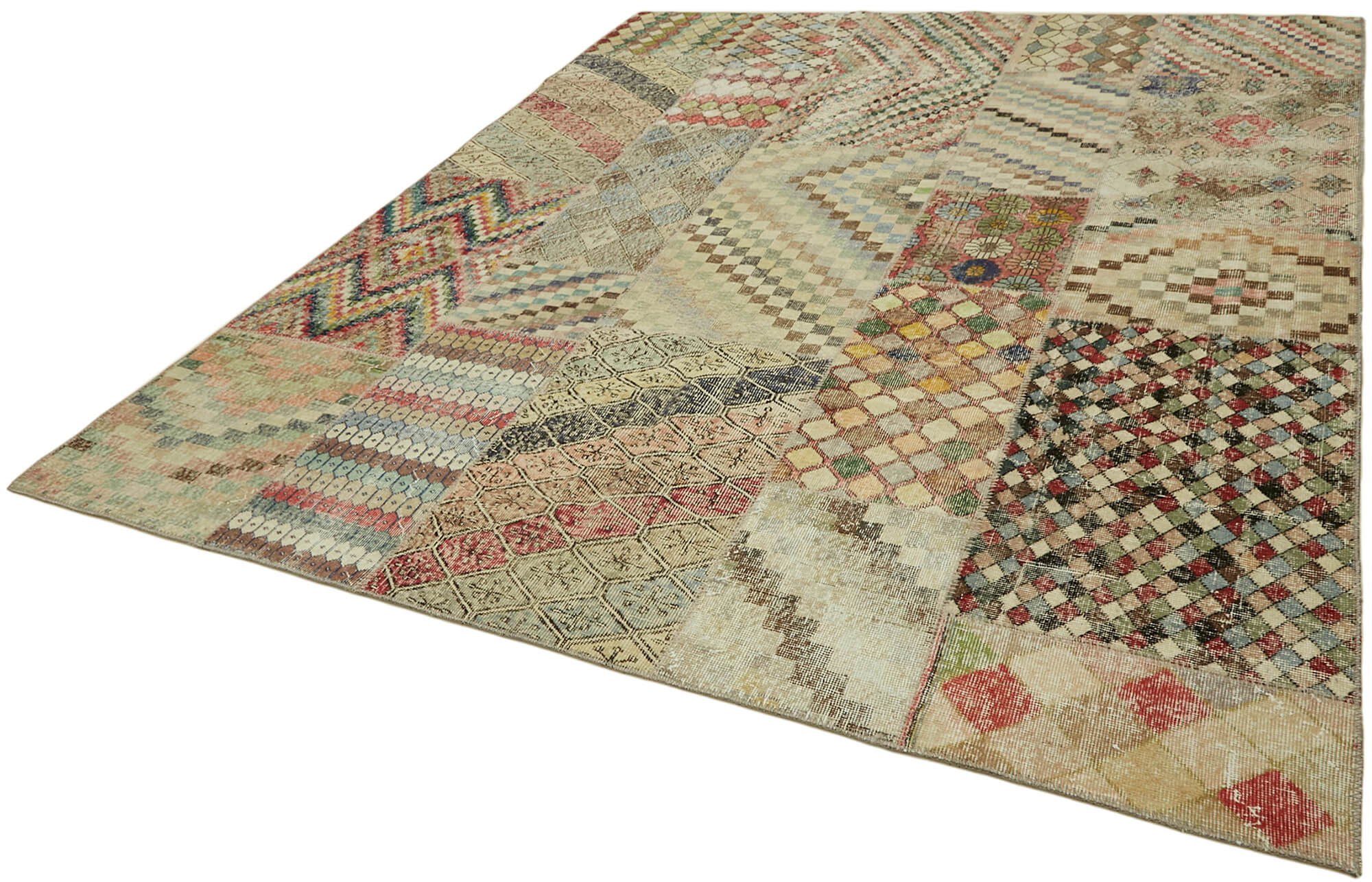 8 x 10 Beige Patchwork Rug - 6934