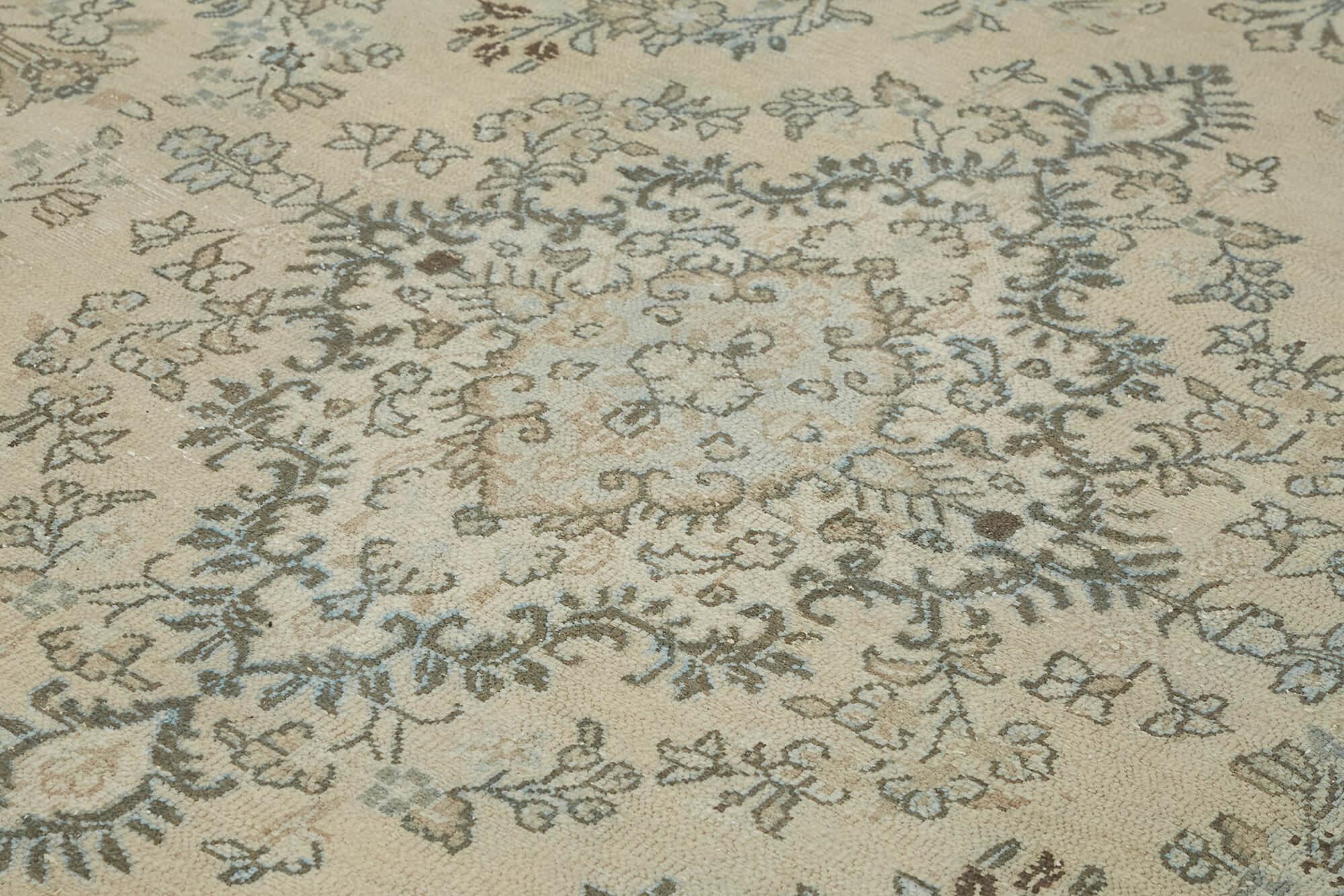 10 x 14 Beige Vintage Large Area Rug - 7044