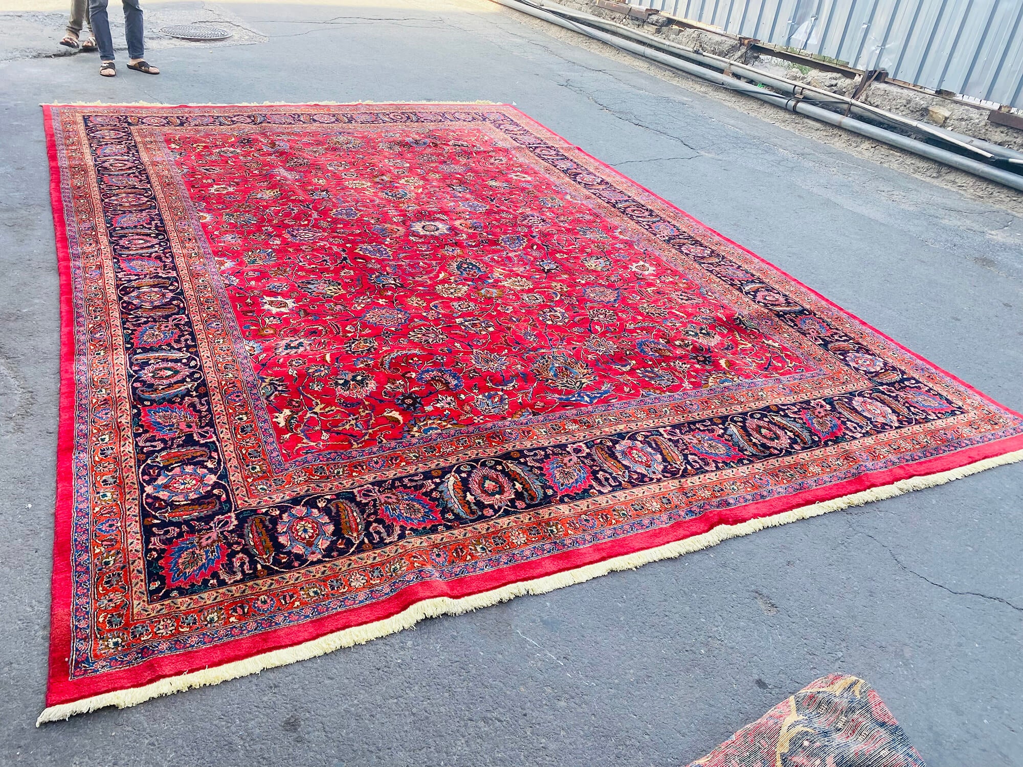 11 x 16 Red Oushak Rug - 7083