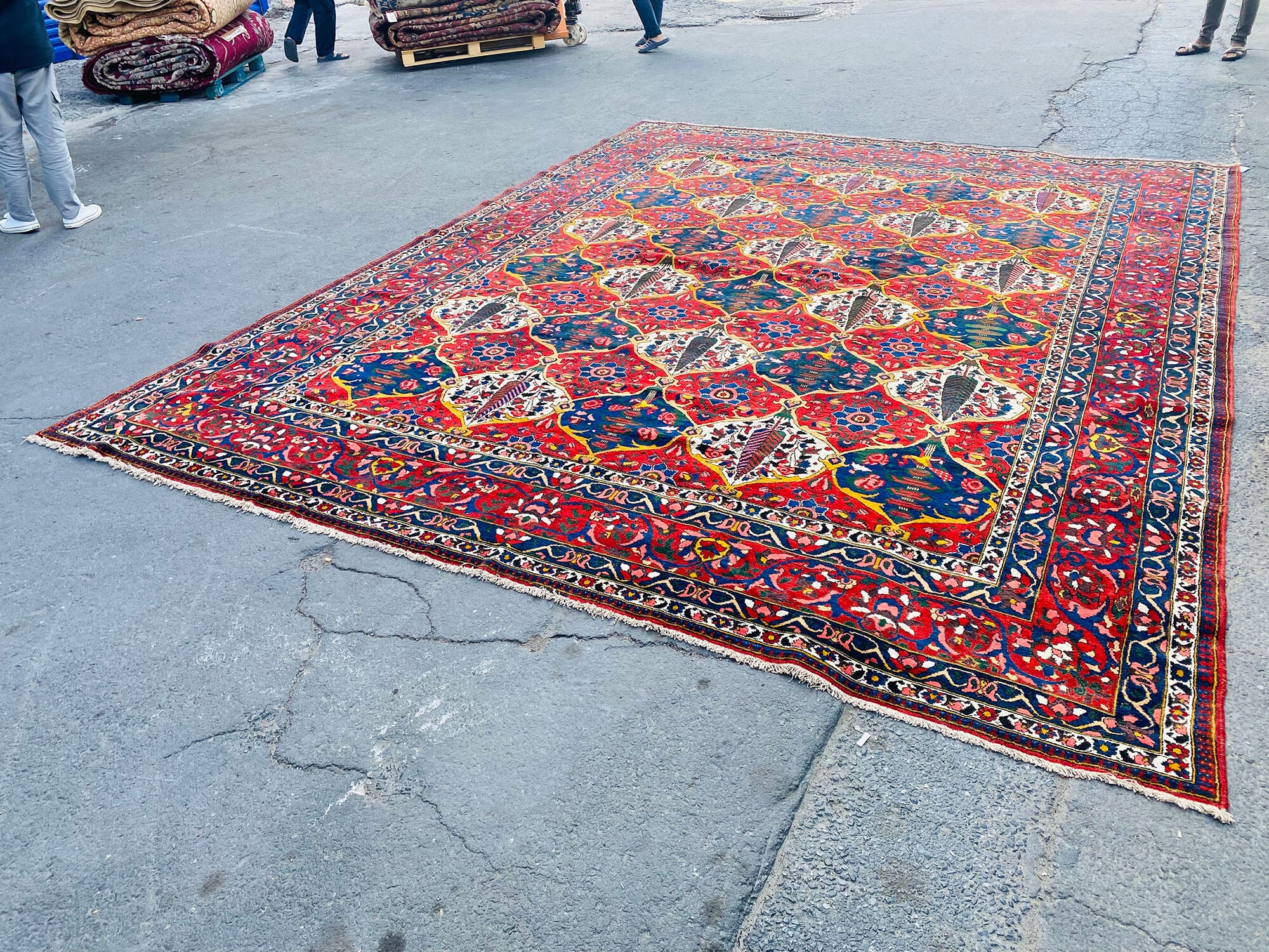 11 x 14 Red Oushak Rug - 7084