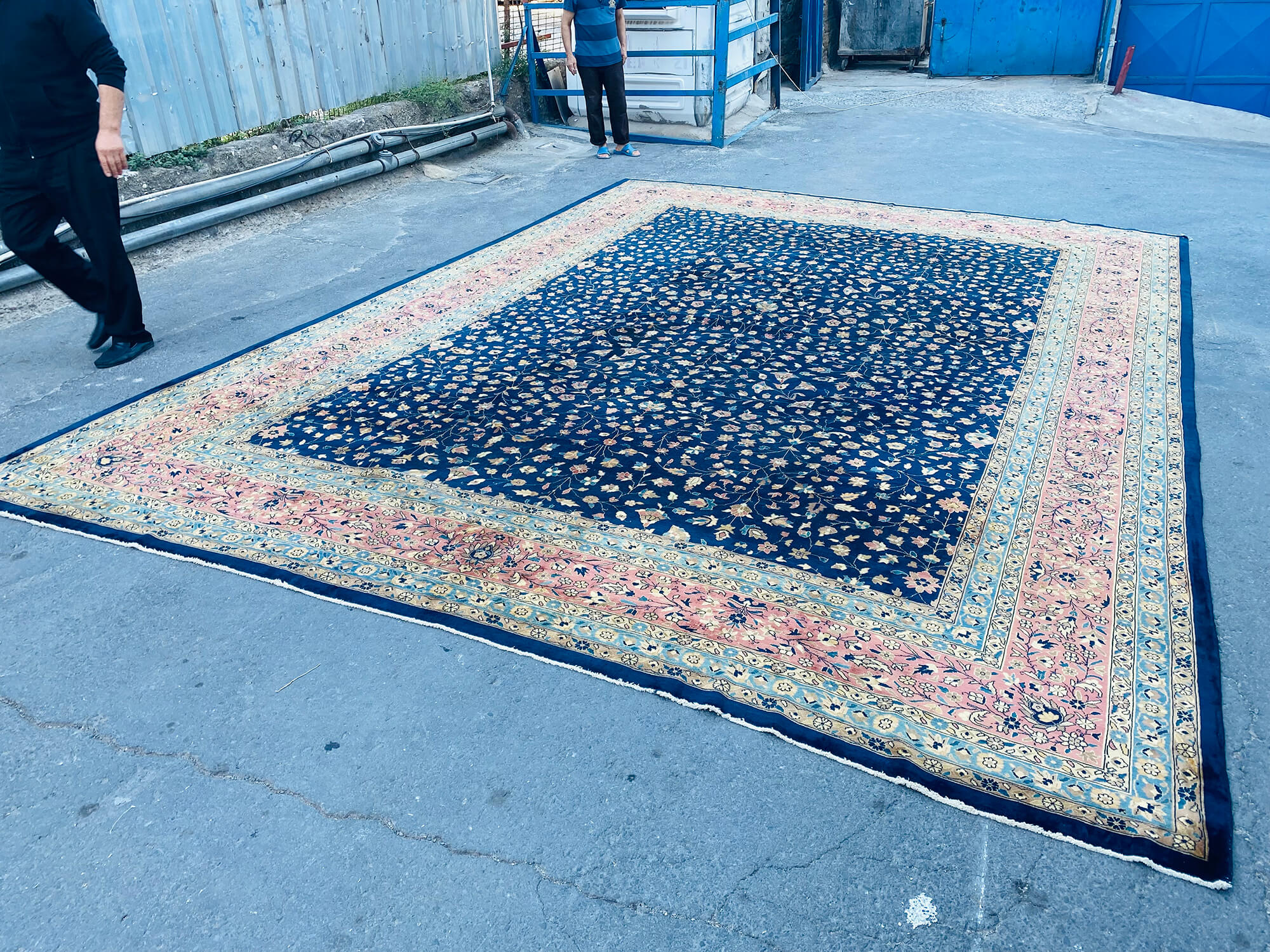 13 x 17 Blue Oushak Rug - 7097