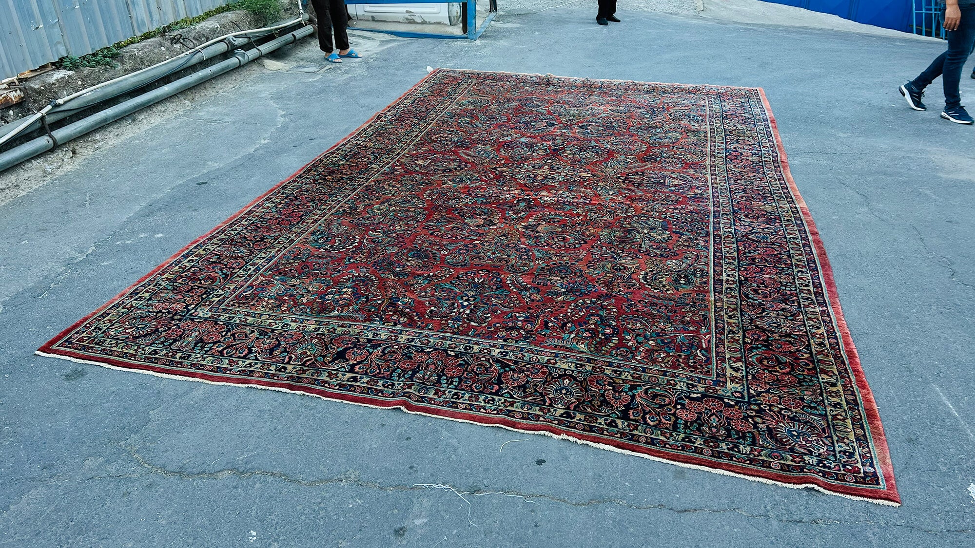 10 x 17 Red Oushak Rug - 7098