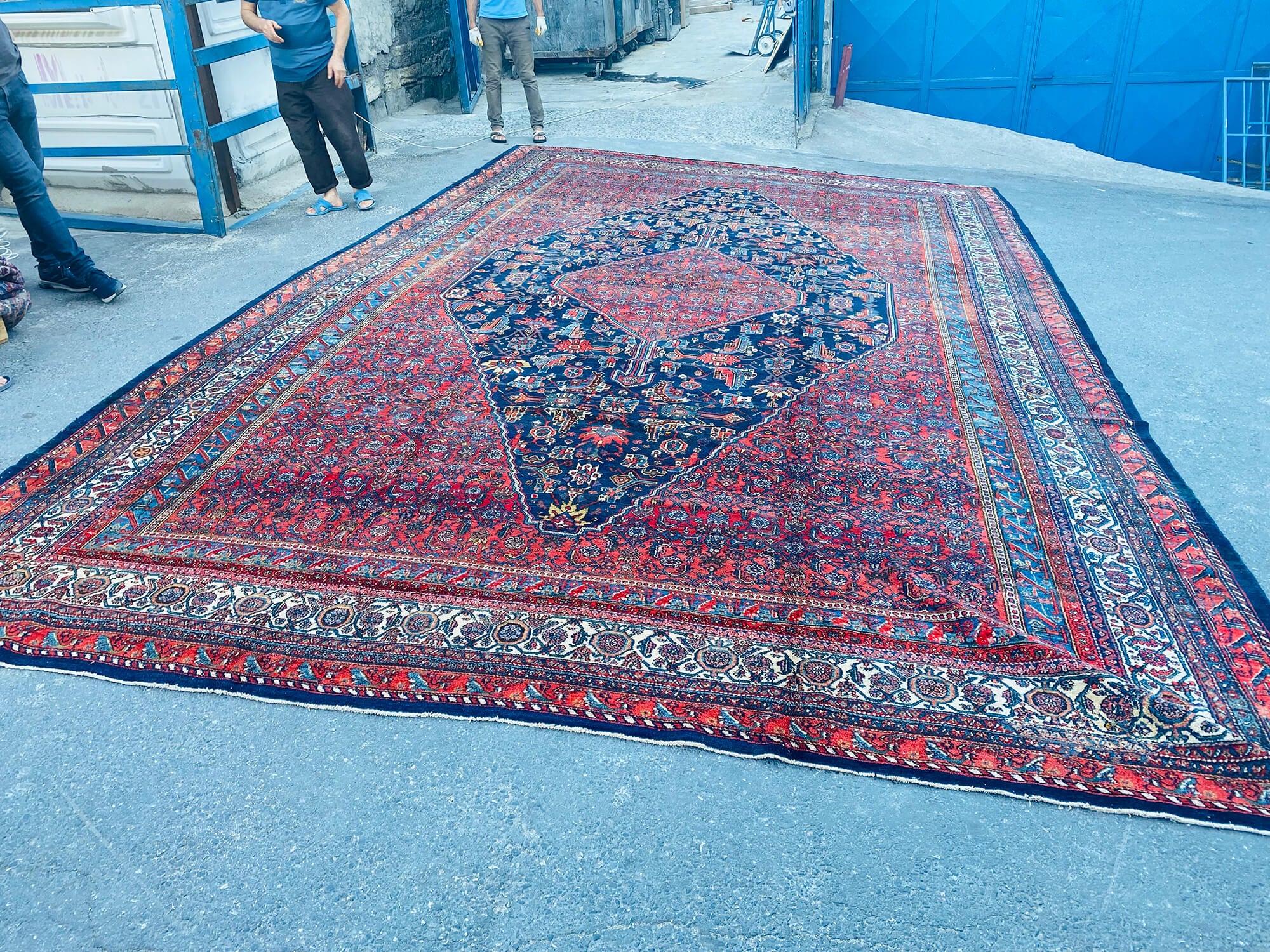 12 x 20 Red Oushak Rug - 7105