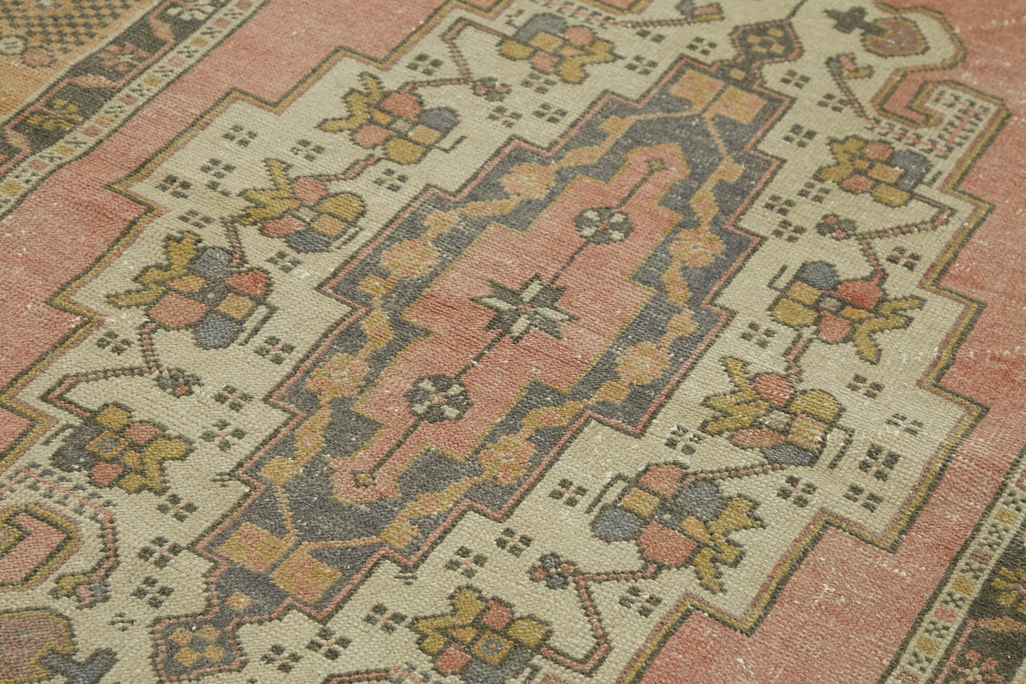 4 x 8 Beige Anatolian Rug - 7170