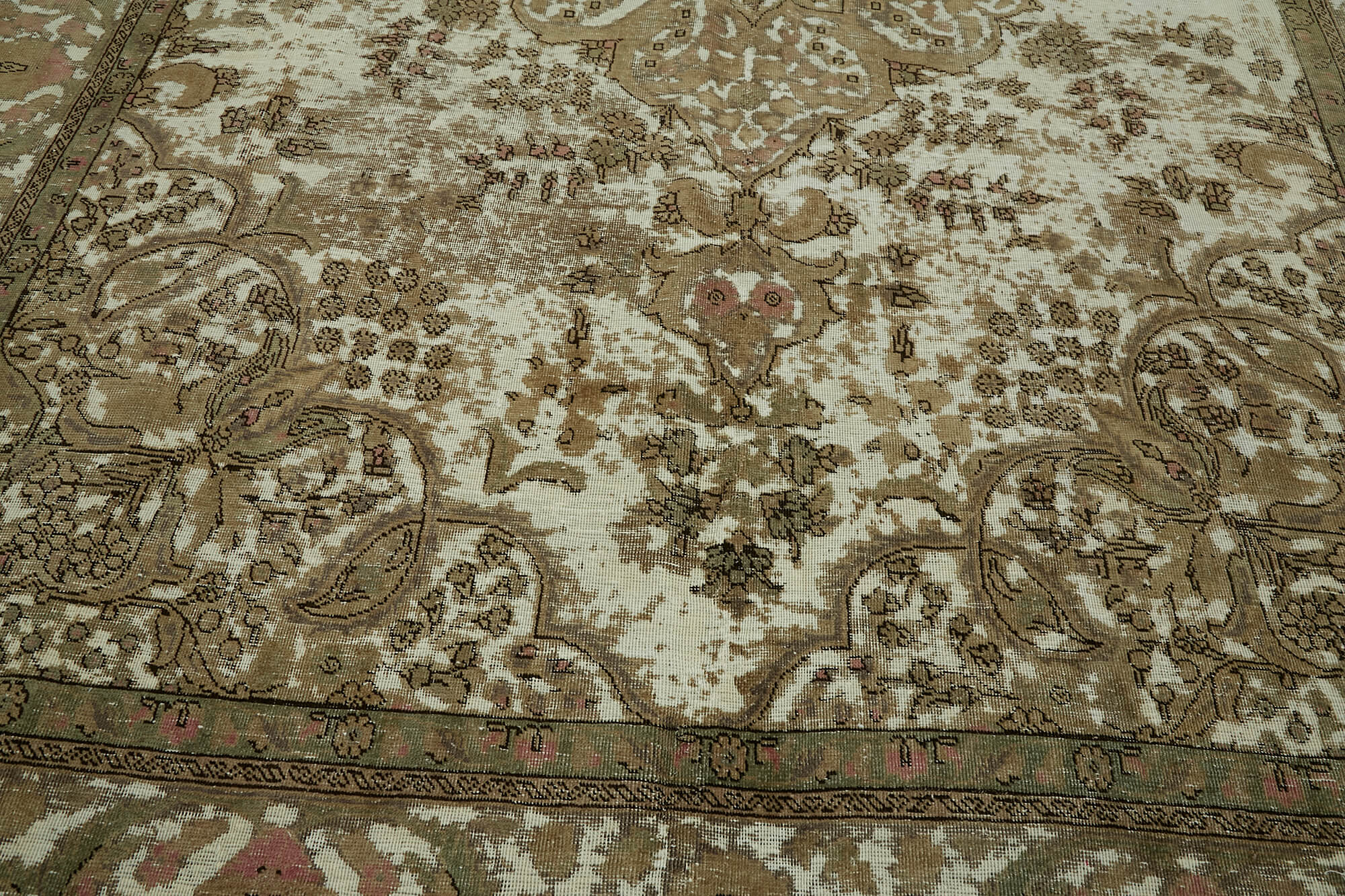 9 x 13 Beige Vintage Large Area Rug - 7290