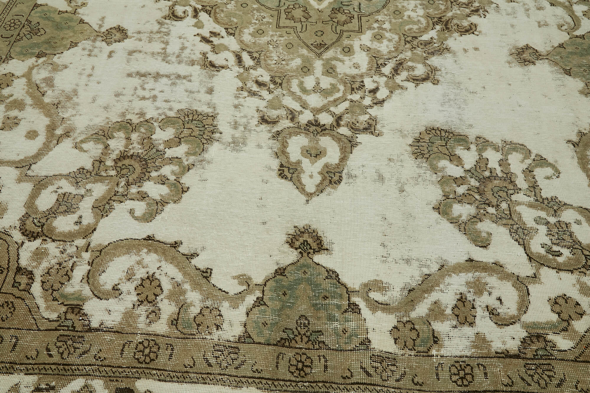 9 x 13 Beige Vintage Large Area Rug - 7295