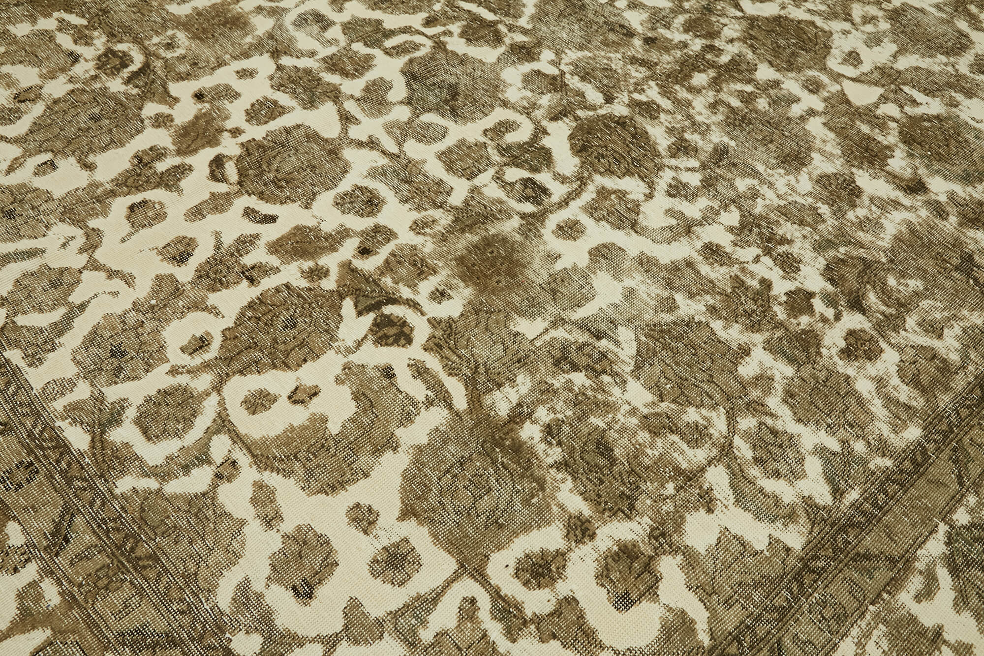 10 x 13 Beige Vintage Large Area Rug - 7344