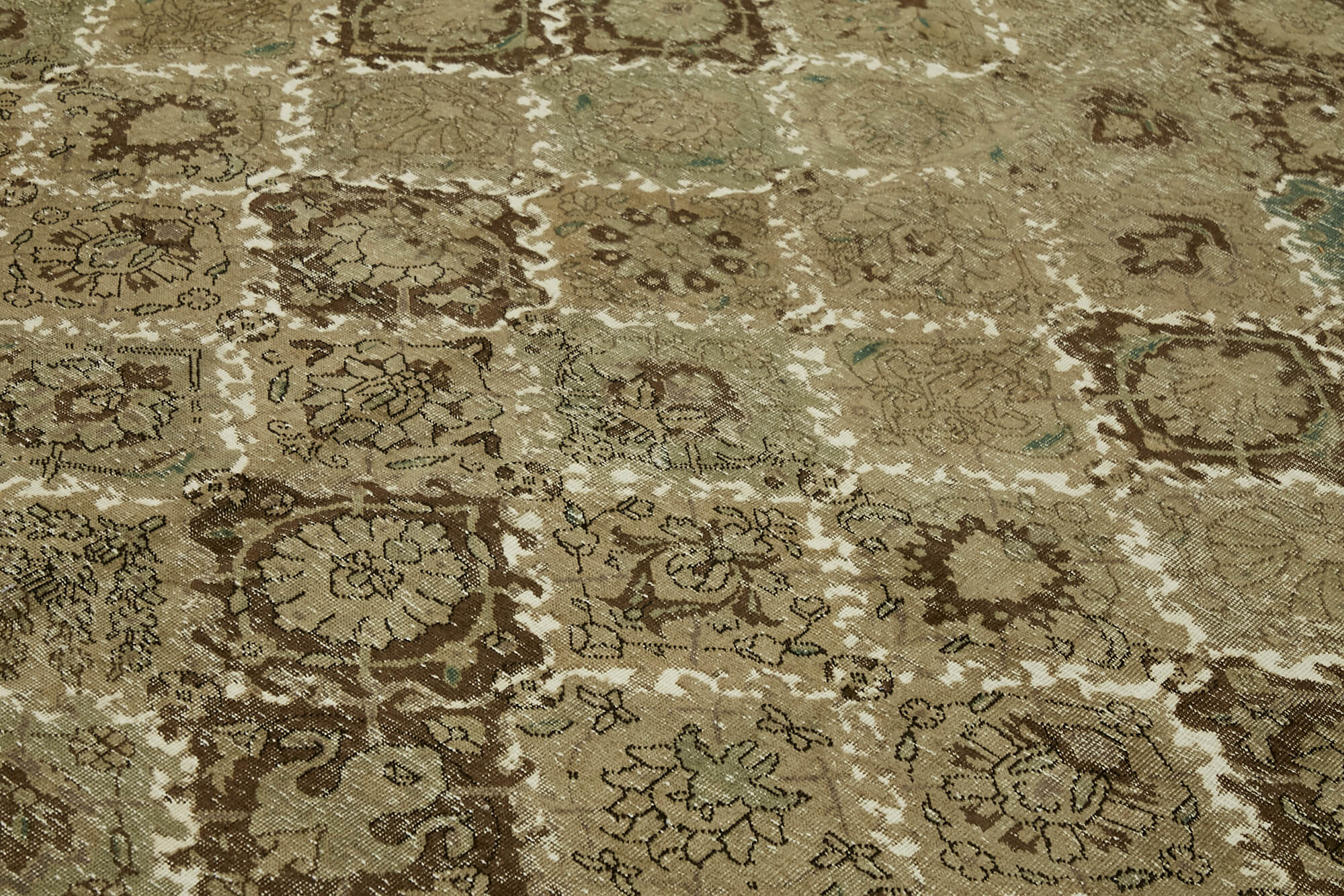 10 x 13 Beige Vintage Large Area Rug - 7347