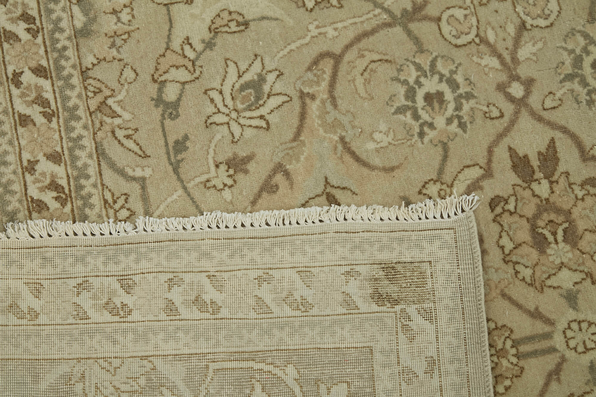 7 x 11 Beige Vintage Large Area Rug - 7418