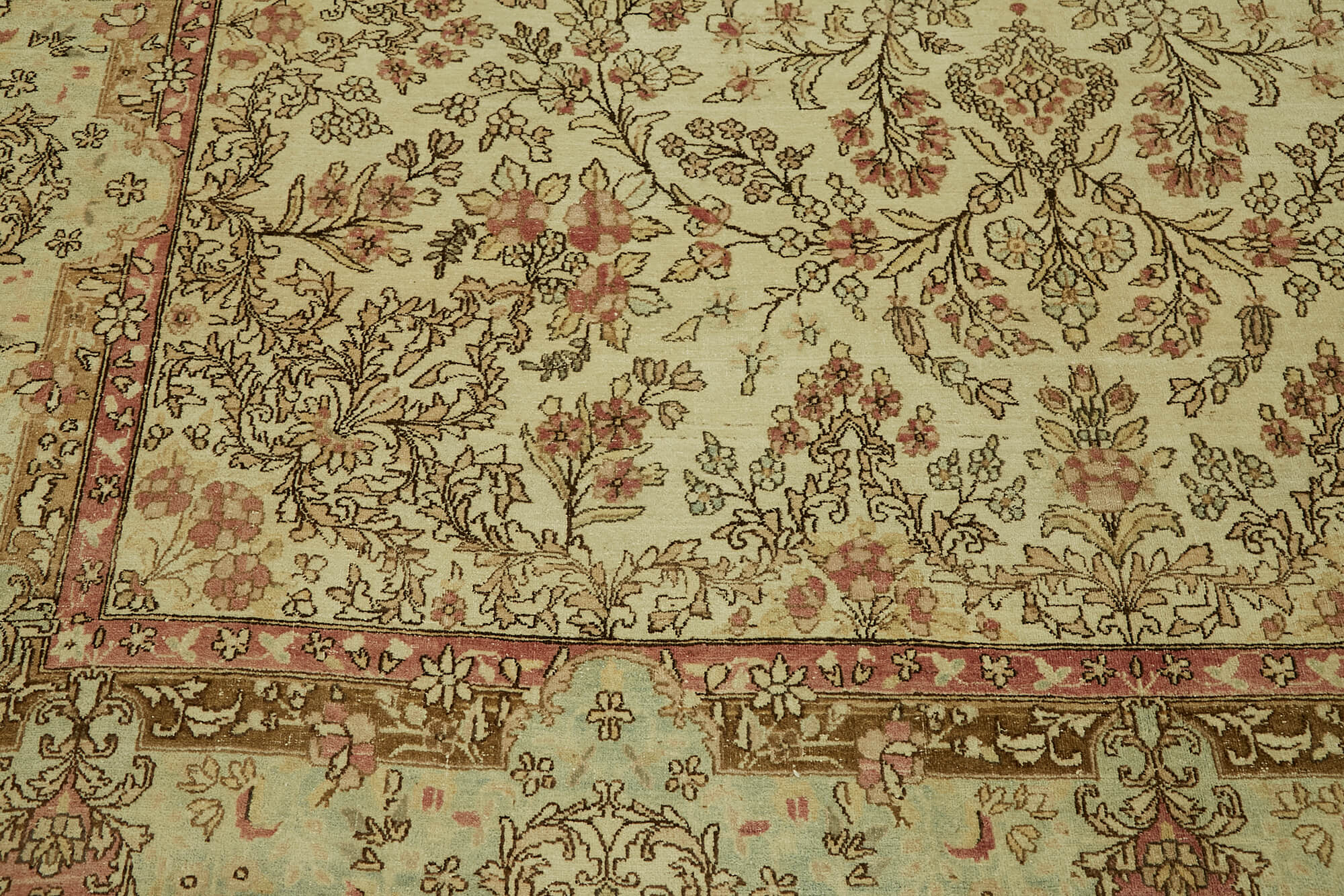 9 x 12 Beige Vintage Large Area Rug - 7419