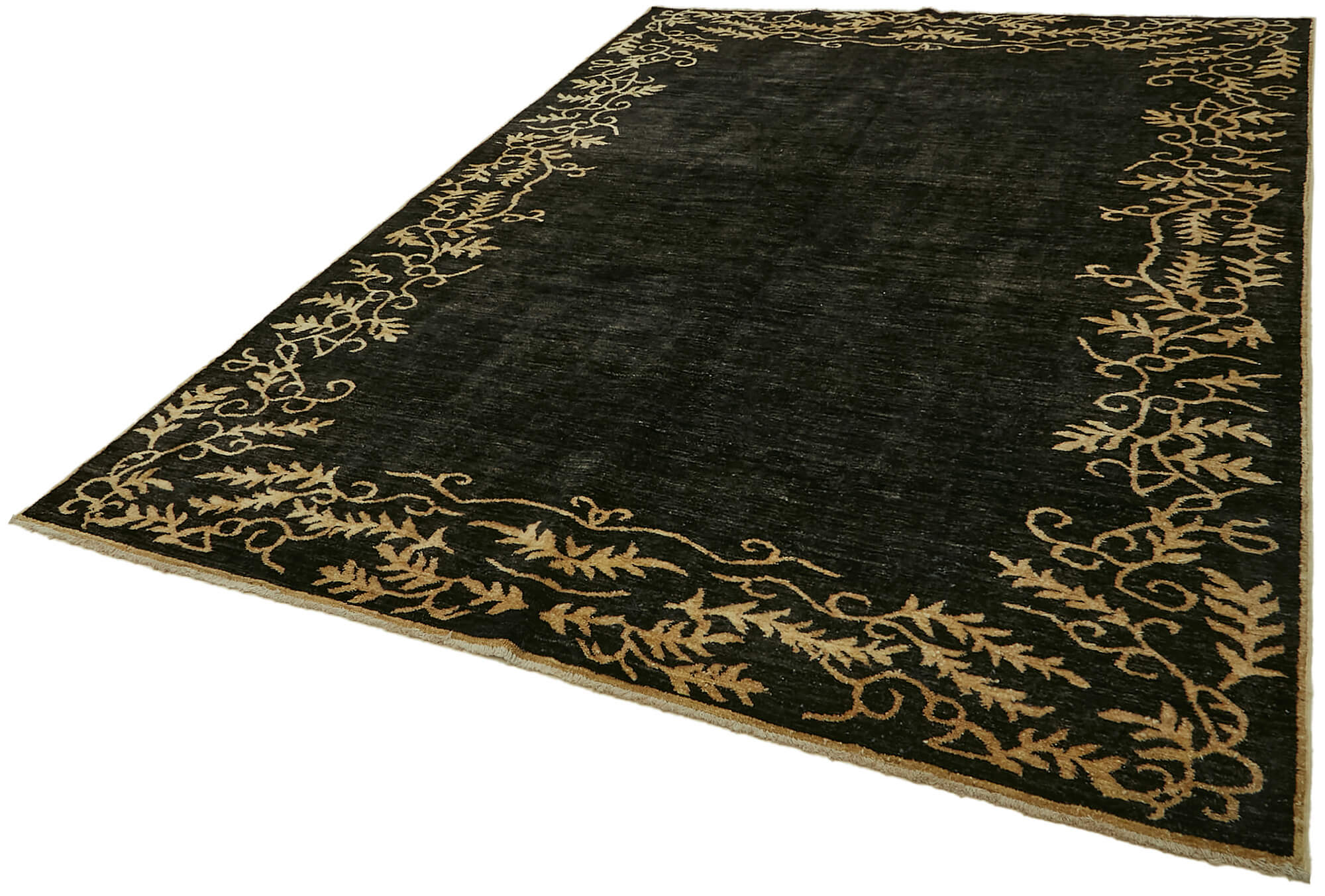 7 x 10 Black Overdyed Large Area Rug - 7428