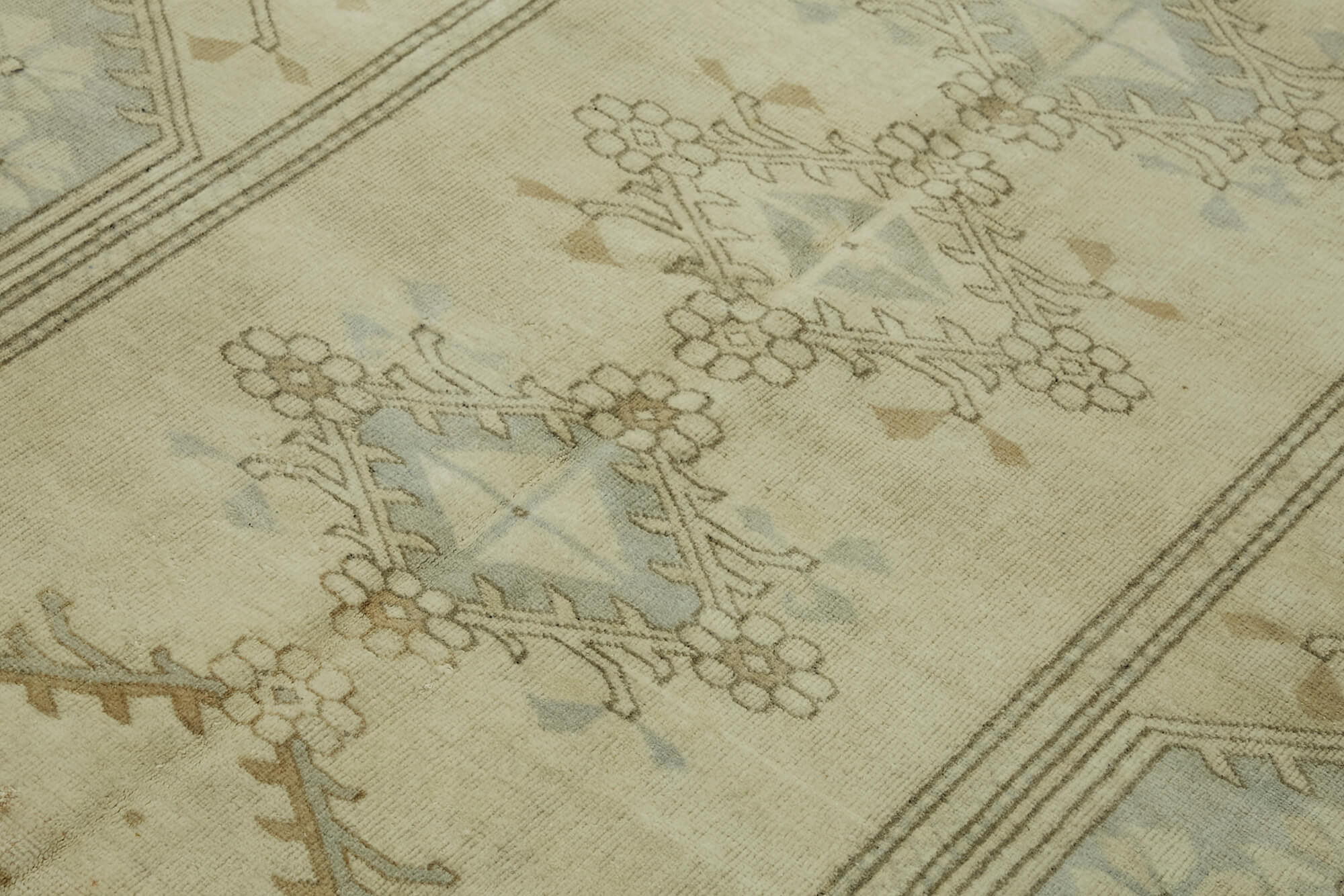 7 x 9 Beige Anatolian Rug - 7834