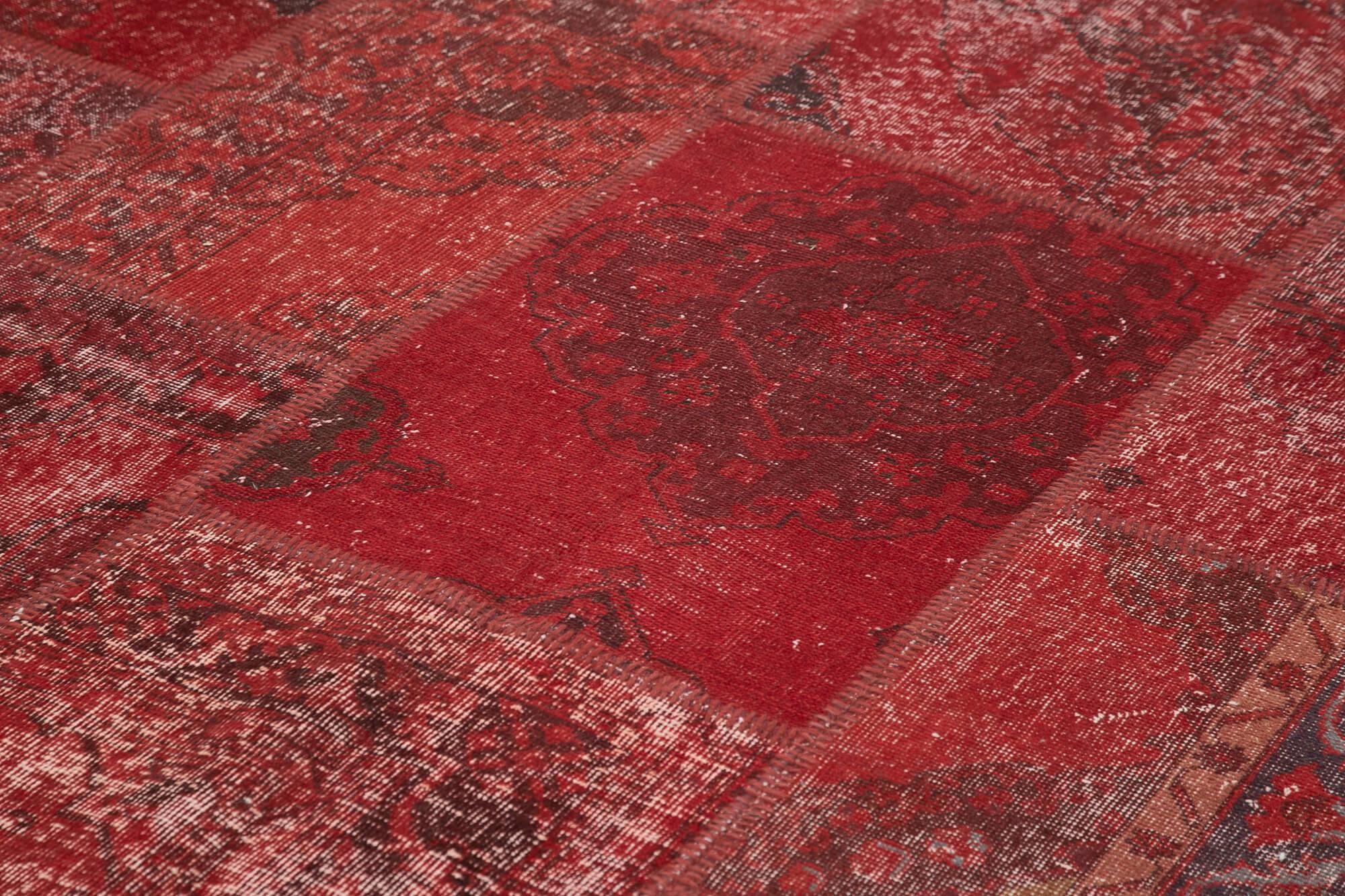 8 x 11 Red Patchwork Rug- 961